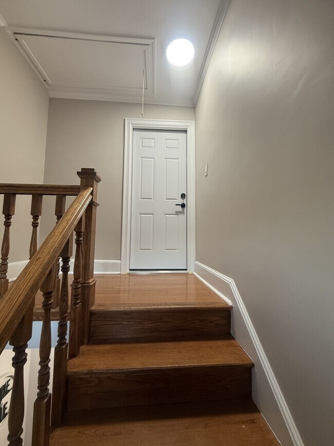 260 Gainsborg Ave E unit 2, West Harrison, NY 10604 - photo 2