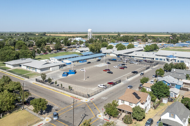 The campus of Dos Palos High School in Dos Palos.