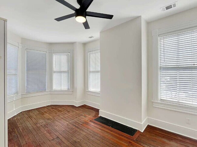 1313 Whitaker St unit C, Savannah, GA 31401 - photo 4