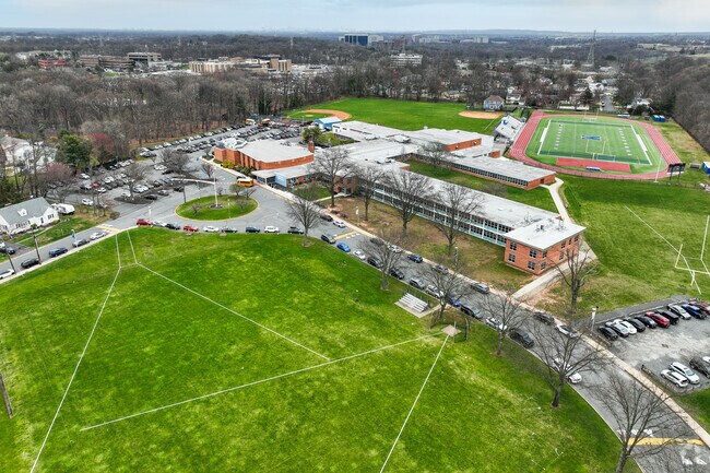 Metuchen High School features 20 Honors Courses and 20 Advanced Placement Courses.