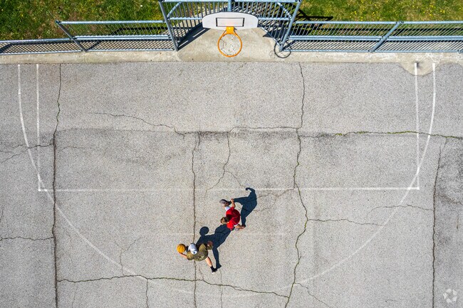 Local parks provide Glendale residents with many ways to stay active.