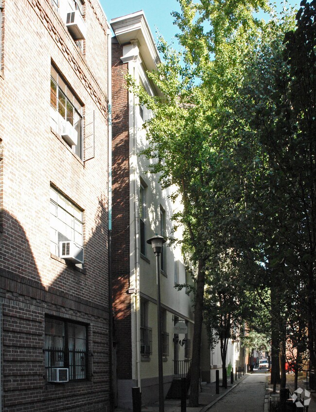 The Barrymore, Philadelphia, PA 19107 - photo 5