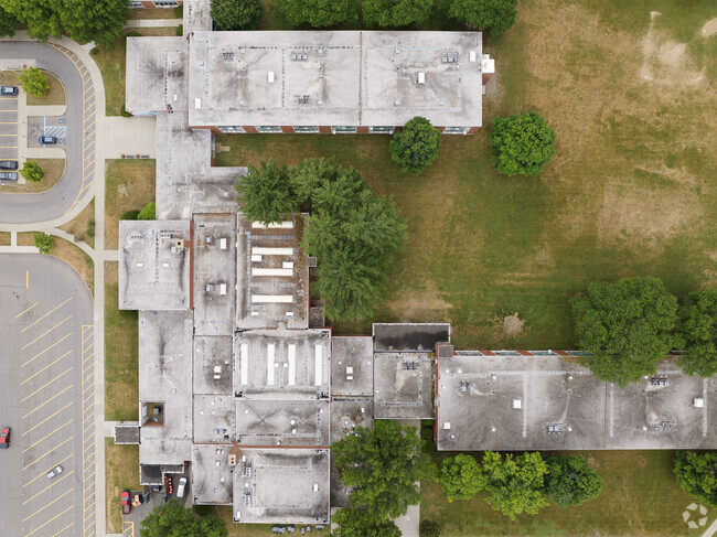 An overview of Mill Road Primary School in Rhinebeck.