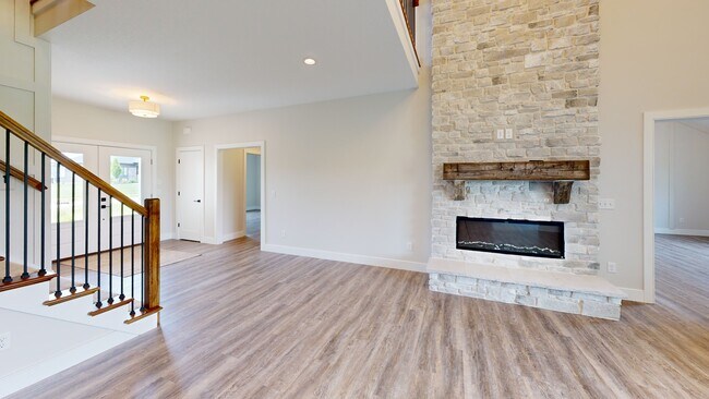 10483 Spamount Cove, Leo, IN 46765 - photo 2