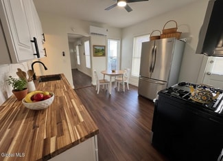 577 6th Ave Unit Floor 1, Watervliet, NY 12189