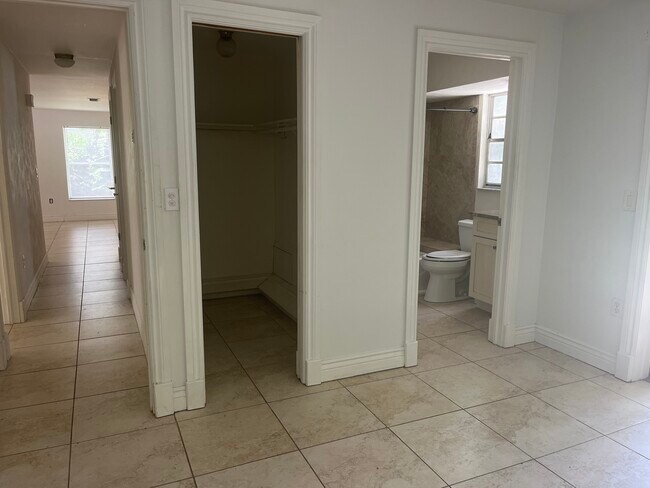 1287 Cooper Dr, Naples, FL 34103 - photo 6