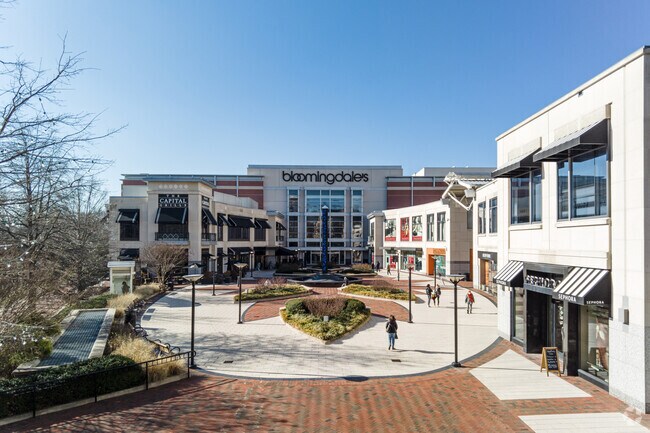 Residents of Friendship Heights have access to many retail and dining options.