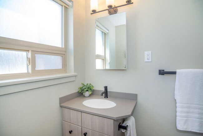 Parkside Browne's Addition, Spokane, WA 99201 - photo 3