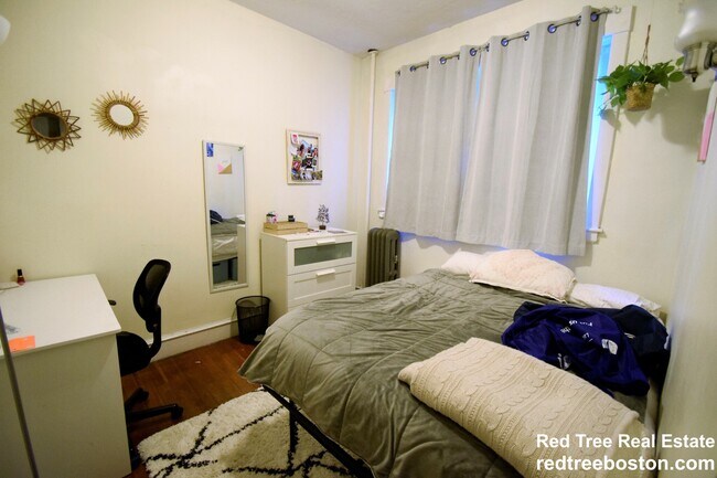 324 Saint Paul St unit 72-7, Brookline, MA 02446 - photo 6