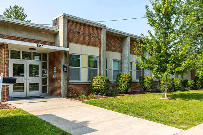 Bryant Elementary strengthens character and developing skills for lifelong learning.