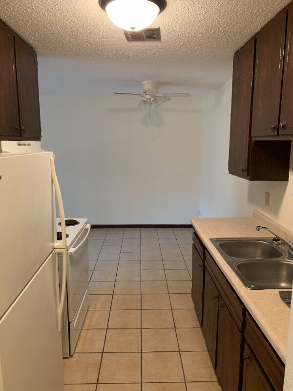 995 St Albans St N unit 203, Saint Paul, MN 55103 - photo 2