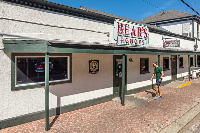 Bear’s PoBoys at Gennaro's opened its doors in 2010 in Metairie Terrace.
