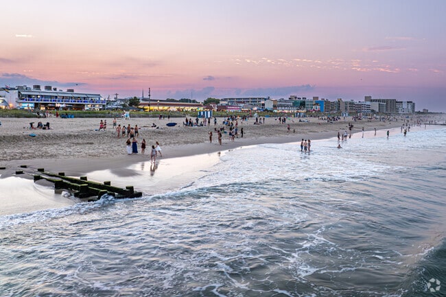 Rehoboth Beach is only one hour from Kent Acres, DE.