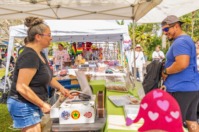 Find that perfect item for someone special or yourself at Zoo Miami Farmer's Market.