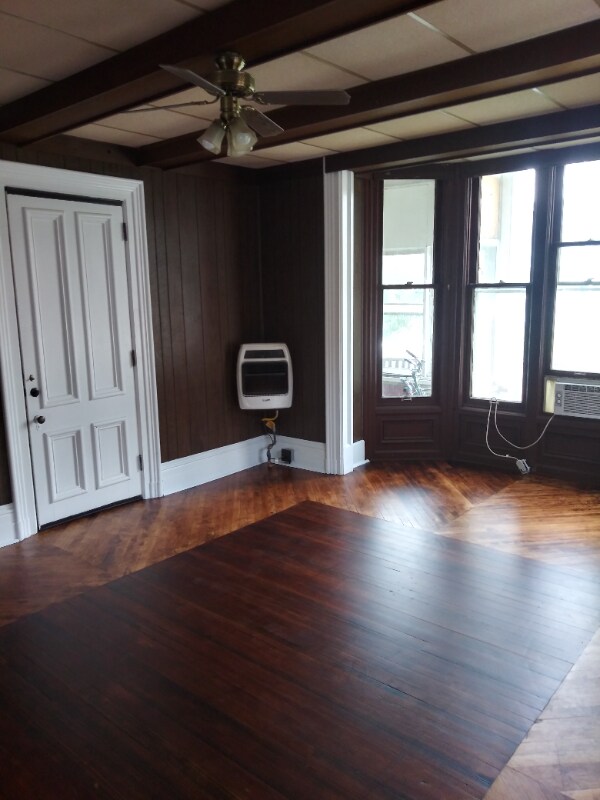 125 E Lafayette St unit 1, Ottawa, IL 61350 - photo 2