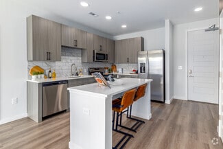 2200 Cascade Pointe Blvd, Charlotte, NC 28208