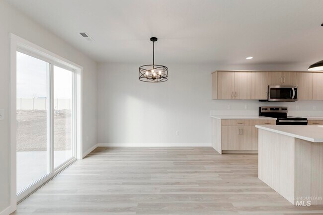 3089 S Maple Ranch Way, Nampa, ID 83686 - photo 6