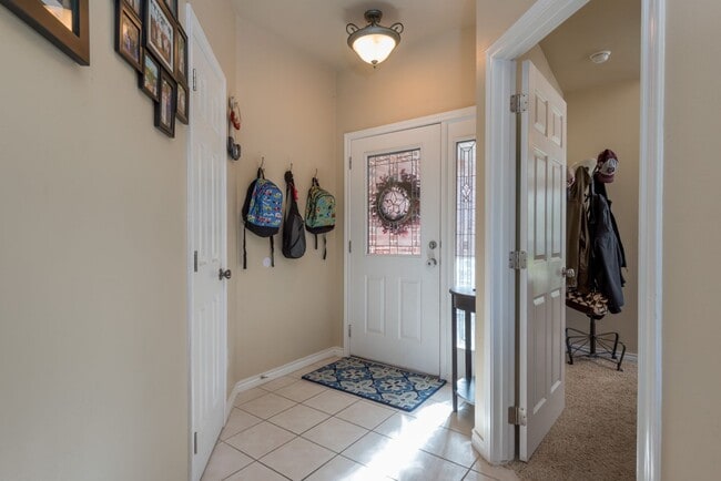 2388 Kendal Green Cir, College Station, TX 77845 - photo 3