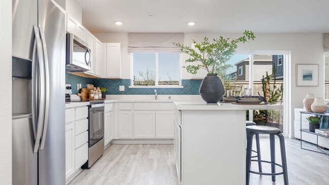 8049 Whippersnapper Way, Roseville, CA 95747 - photo 3