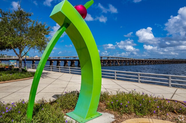 Unique art sculptures can be seen all around Bradenton neighborhood.