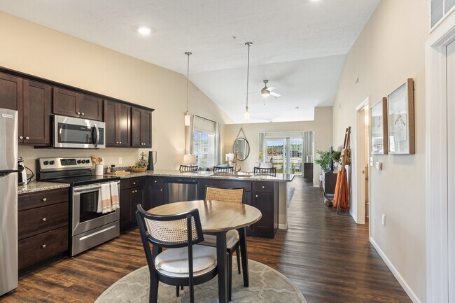 Redwood Southgate, Southgate, MI 48195 - photo 2