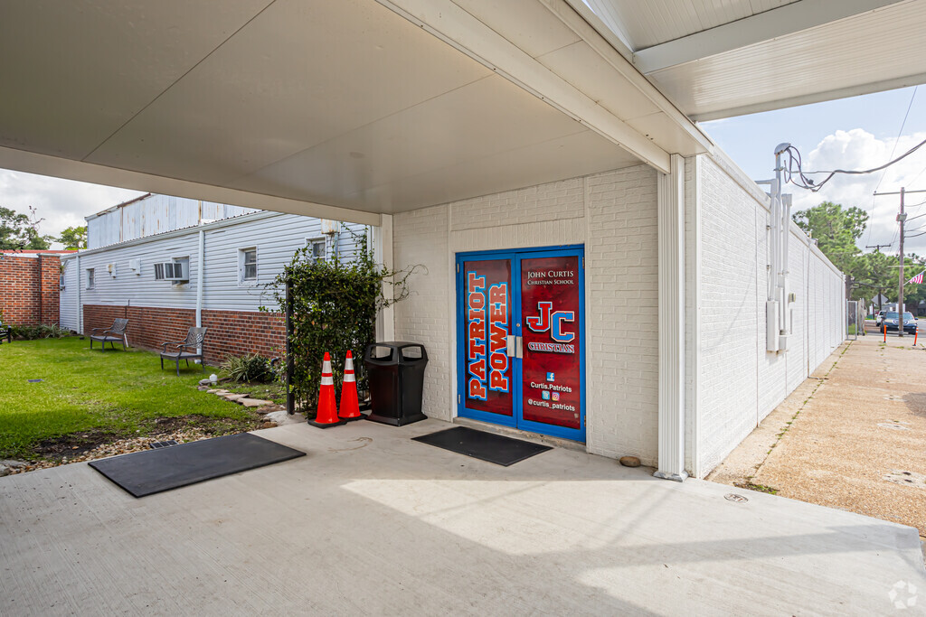 John Curtis Christian School is open to boys and girls up to 12th grade in River Ridge.