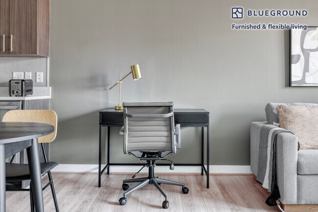 731 Seaton Ave unit FL4-ID604, Alexandria, VA 22305 - photo 4