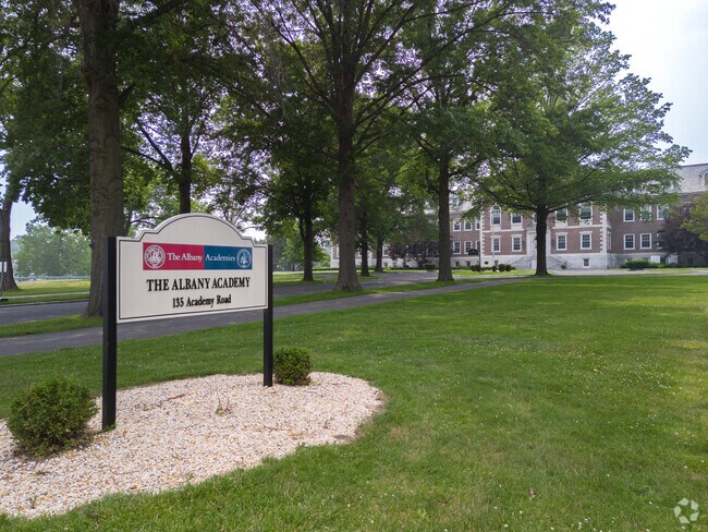 Welcome to The Albany Academy in Helderberg, NY.