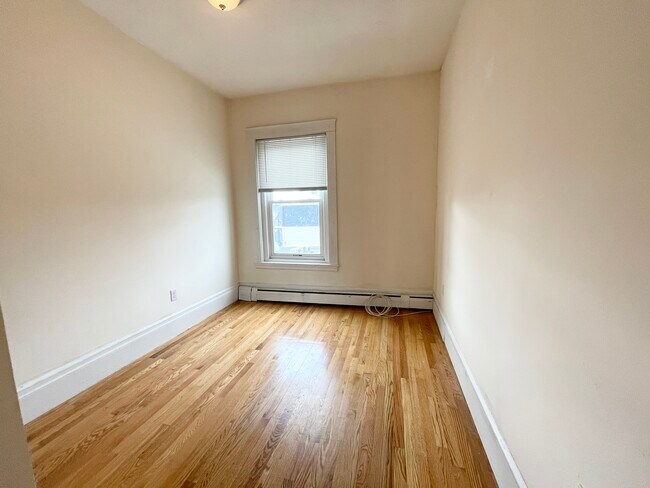 92 L St unit 3, Boston, MA 02127 - photo 7