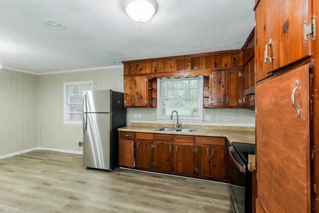 3149 Beech Dr, Atlanta, GA 30344 - photo 7