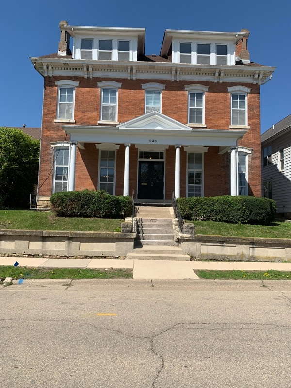 625 Alpine St Unit 1, Dubuque, IA 52001