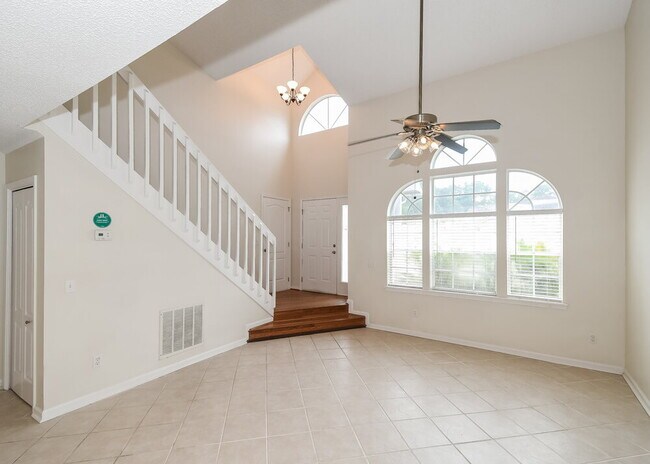 9591 Sugar Hollow Ln, Jacksonville, FL 32256 - photo 4