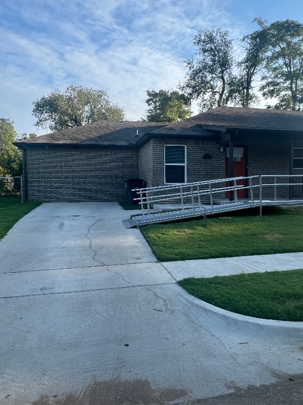 1313 E Ute St, Tulsa, OK 74106