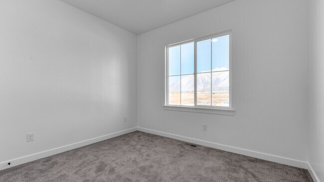 1374 N 1250 E, Logan, UT 84341 - photo 7