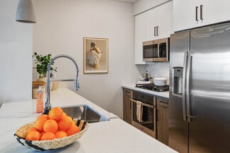 7115 E Mcdowell Rd, Scottsdale, AZ 85257