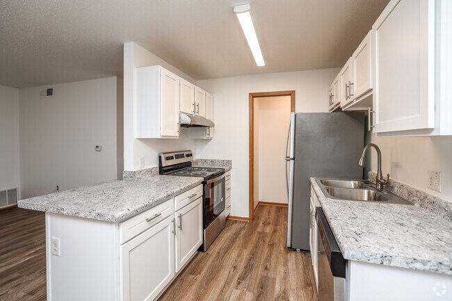2BR, 2BA - The Willow/1,004 SF