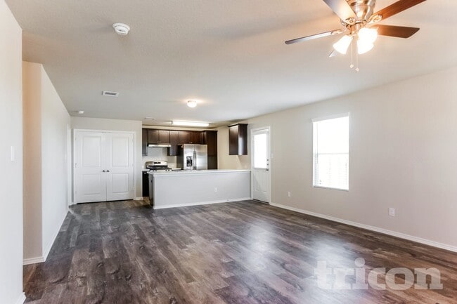 8434 Amistad Cove, Converse, TX 78109 - photo 2