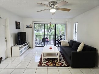 1102 Green Pine Blvd Unit E2, West Palm Beach, FL 33409