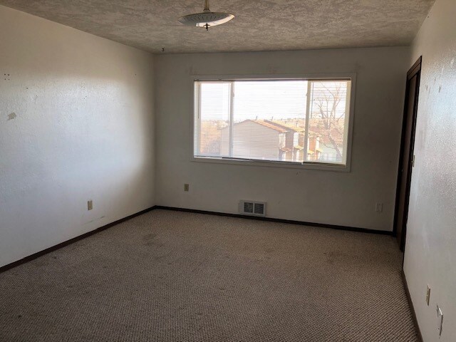 1420 S Pennsylvania Ave unit 1, Casper, WY 82609 - photo 5