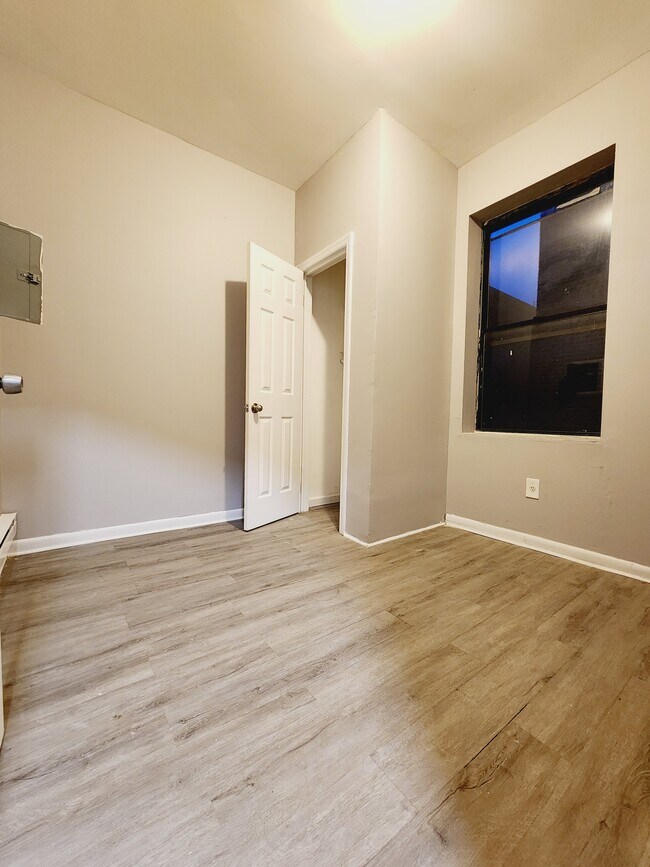 12 Bergen Ave unit 36, Jersey City, NJ 07305 - photo 3