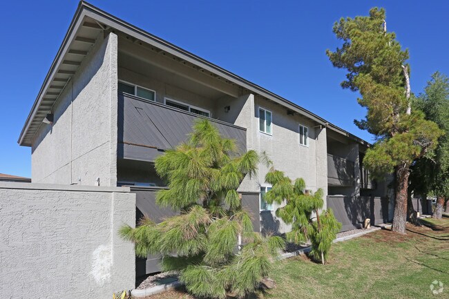 Brix, Tempe, AZ 85281 - photo 2