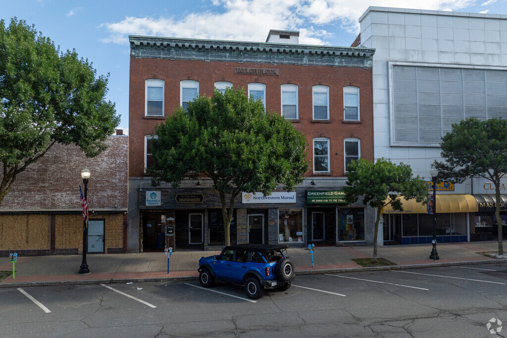 Greenfield Commonwealth Virtual School is located in Greenfield, MA.
