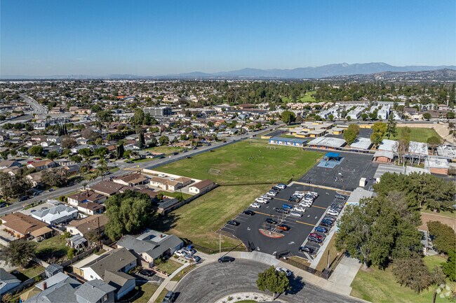 Aerial view of the pick up and drop off area at Los Altos Elementary School in Whittier