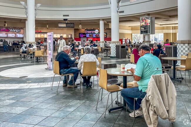 There are many options for lunch in the food court of Tyrone mall near Azalea neighborhood.