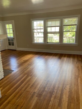 3134 Kensington Rd Unit 2, Cleveland Heights, OH 44118