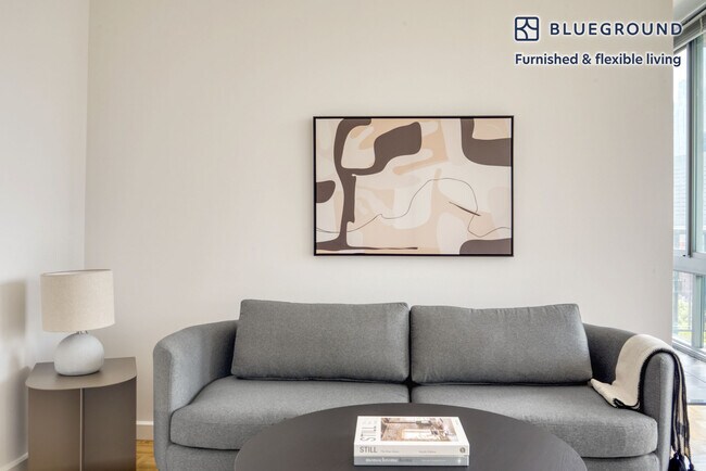 101 W End Ave unit FL20-ID950, New York, NY 10023 - photo 2