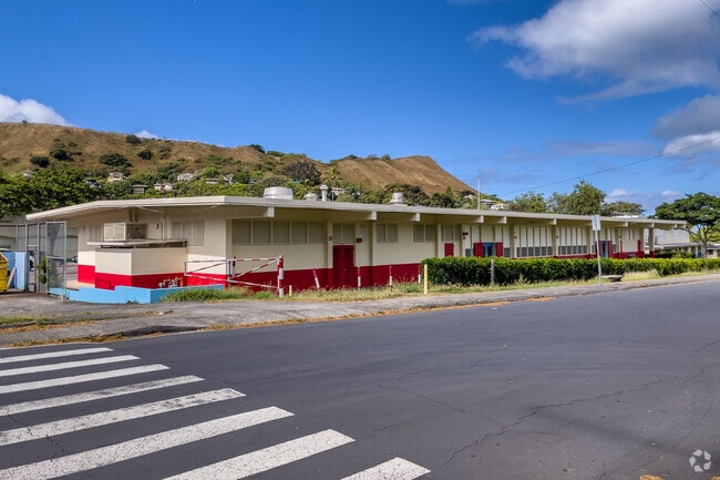 Students at Pauoa Elementary School  benefit from a diverse and engaging curriculum.