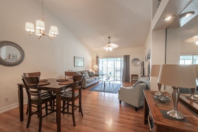 1300 Misty Pines Cir, Naples, FL 34105 - photo 3