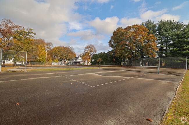 Blithewood Park is a great place to play tennis and has plenty of parking on the side too.
