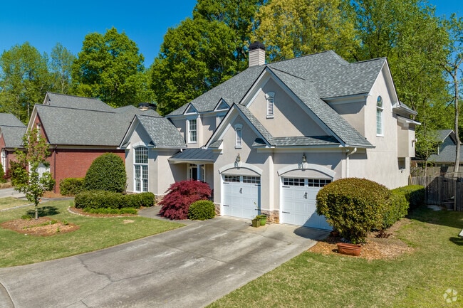 A Typical Newer Home Stye in Dunwoody.